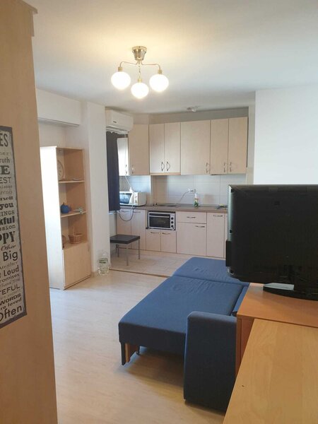 Rahova, str. Ileana Cosanzeana, complex Vulcan,